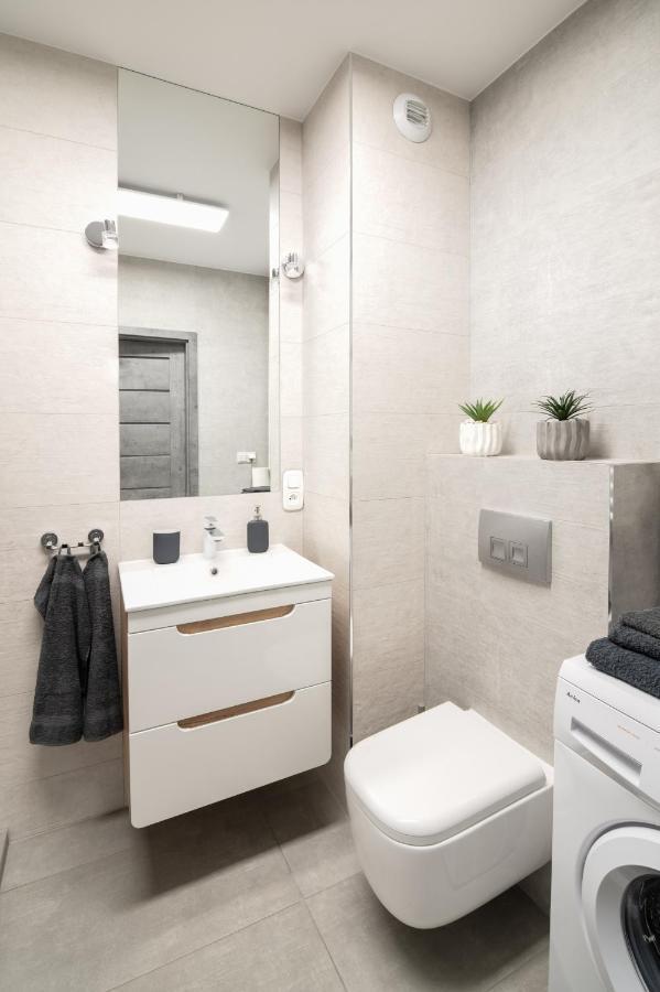 Unique Eve - Free Garage Apartment Krakau